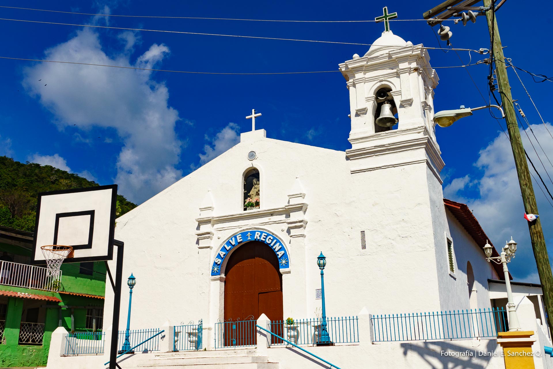 Iglesia San Pedro Apóstol de Taboga