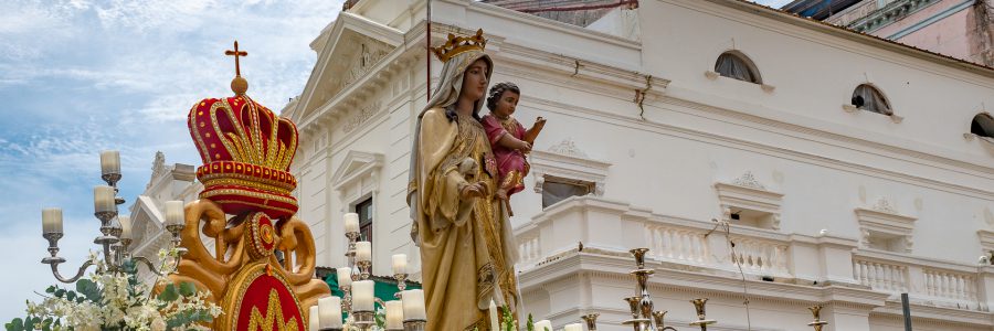 Procesión en el Casco Antiguo