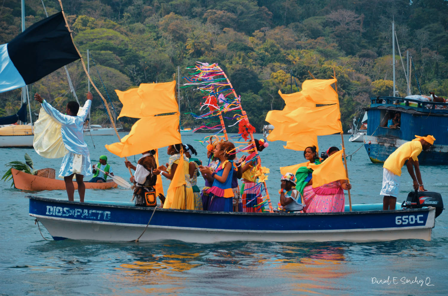 Pajarito y delegación como parte de las expresiones de la cultura Congo.